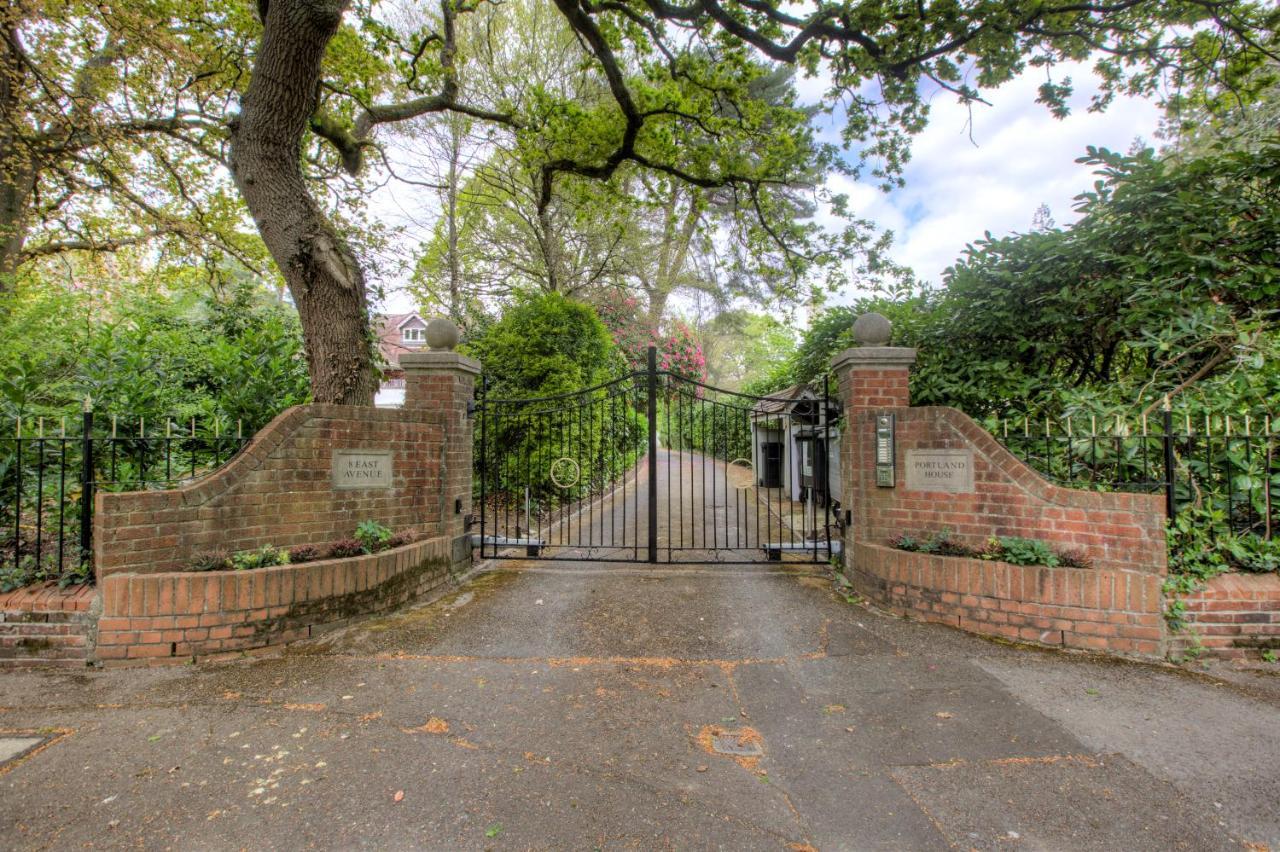 Luxury 3 Bedroom Apartment Close To Beach, Bournemouth & Meyrick Park Exterior photo